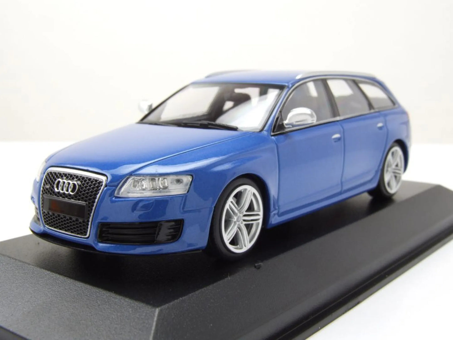 Audi RS6 Avant Estate 2007 blue metallic 1:43