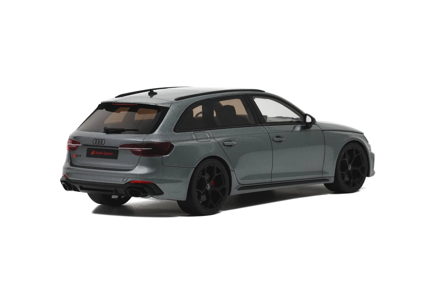 Audi RS4 Avant Competition 1:18