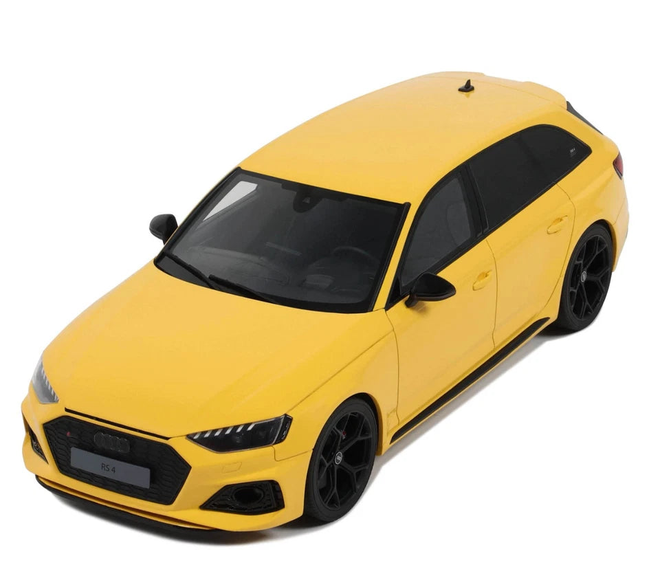 Audi RS4 Avant Competition 1:18